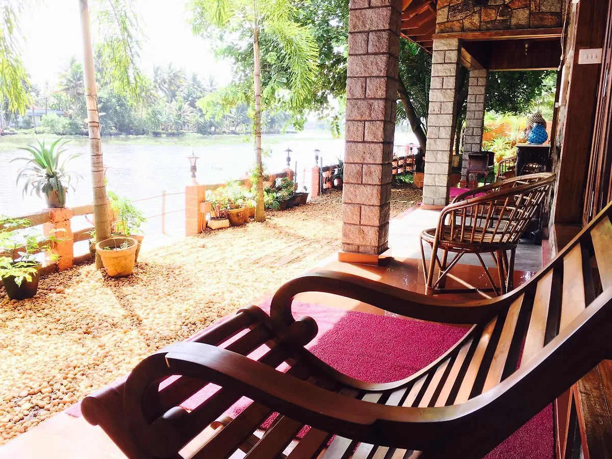Aquabliss Resort Champakulam 3*,