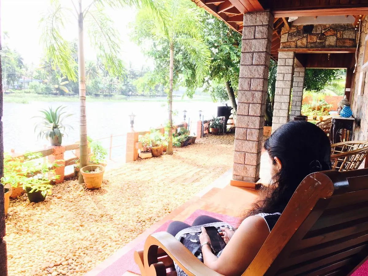 Aquabliss Resort Champakulam India