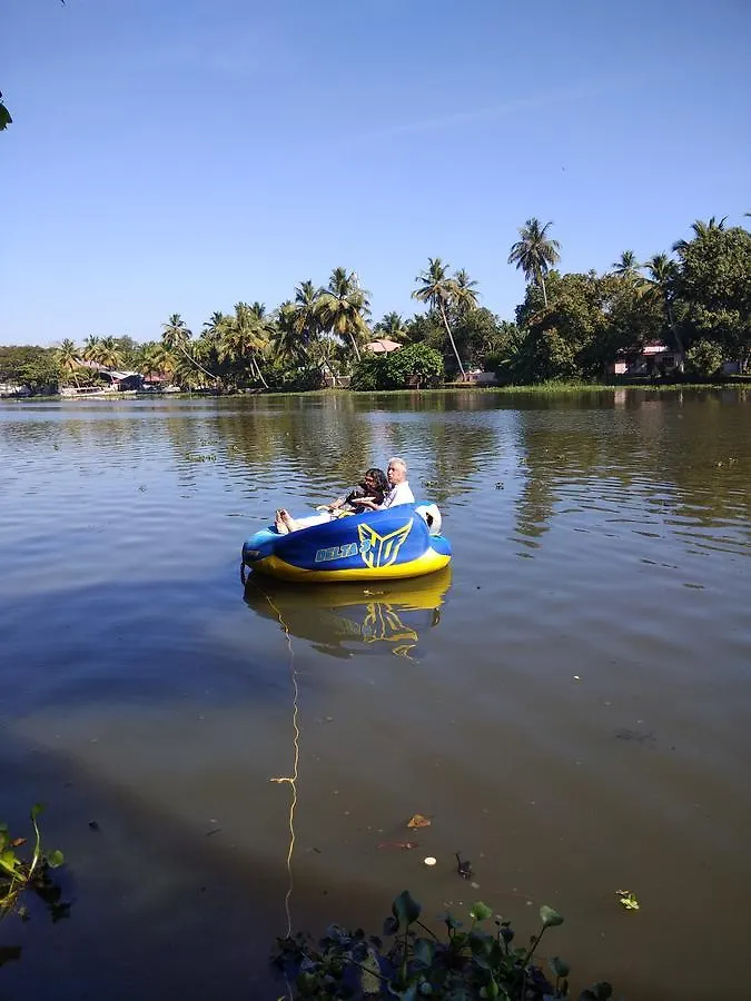 Aquabliss Resort Champakulam