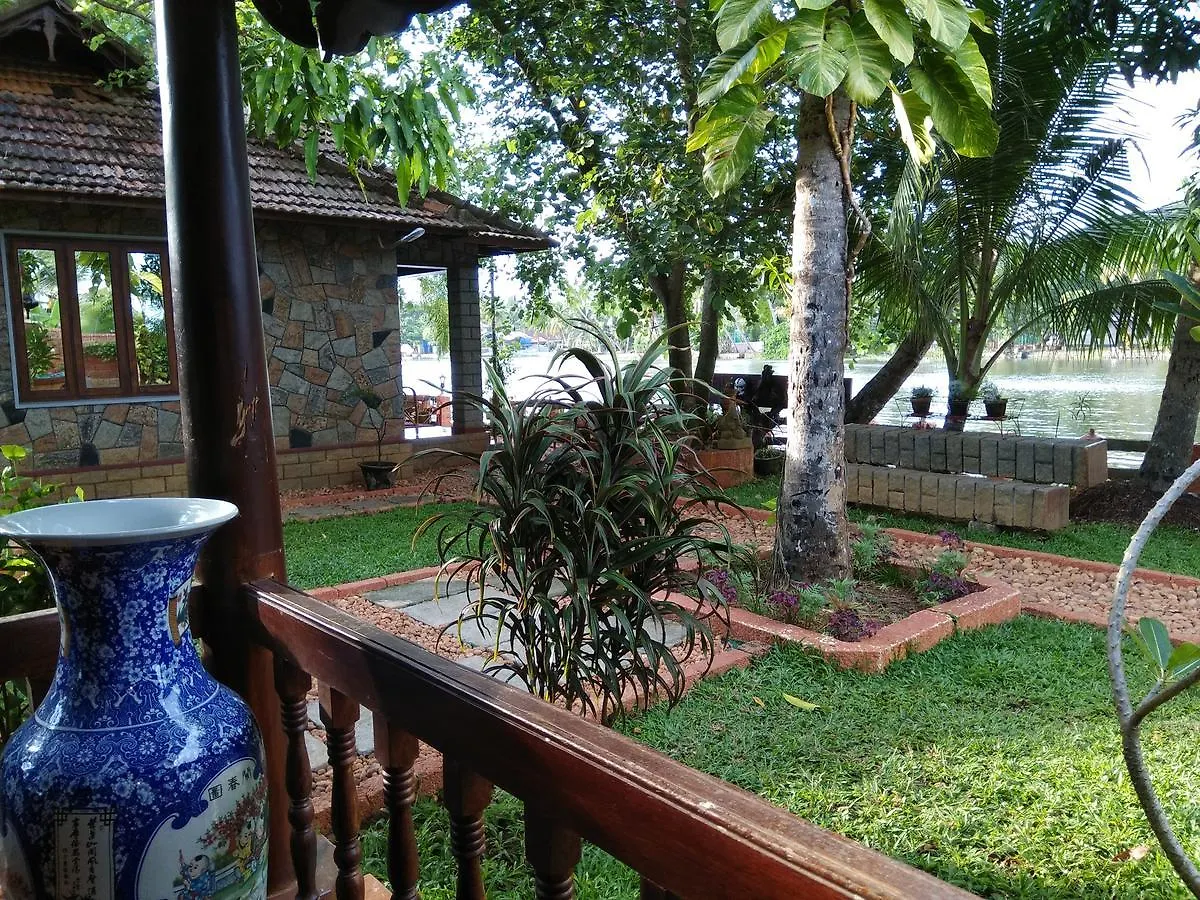 Aquabliss Resort Champakulam India